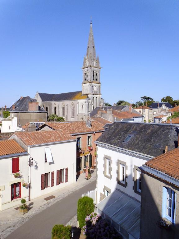 Le Petit Chateau - Tiffauges Proche Puy Dufou Екстер'єр фото