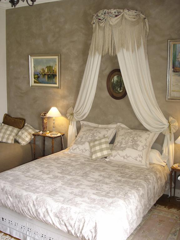 Le Petit Chateau - Tiffauges Proche Puy Dufou Номер фото